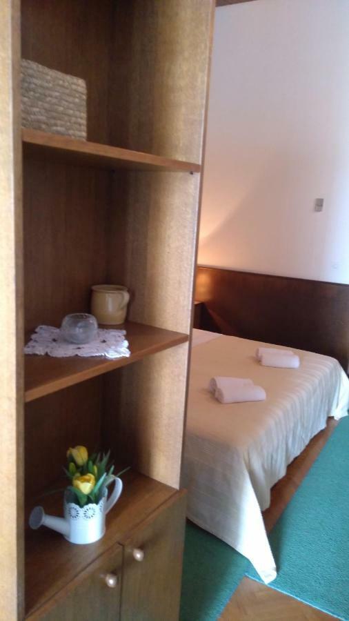 House Nede Medic Hotell Brela Exteriör bild